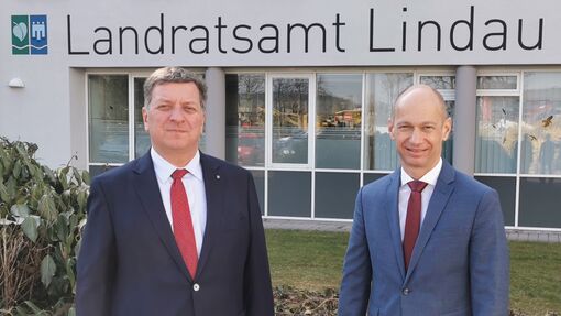 Besprechung mit Verkehrsminister Christian Bernreiter im Landratsamt. Besprechung Verkehrsminister Christian Bernreiter im Landratsamt.