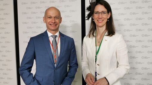 Mit Bettina Gräfin Bernadotte bei der Eröffnung der Lindauer Nobelpreisträgertagung Mit Bettina Gräfin Bernadotte bei der Eröffnung der Lindauer Nobelpreisträgertagung
